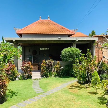 Putu Homestay Canggu  Luaran gambar