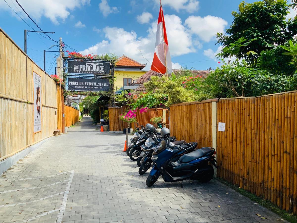 Putu Homestay Canggu  Luaran gambar